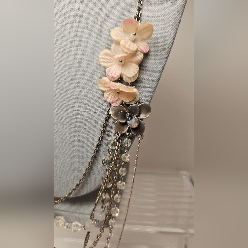 [Express] Silver Tone Multi Layer "Y" Dangle Pink… - image 3